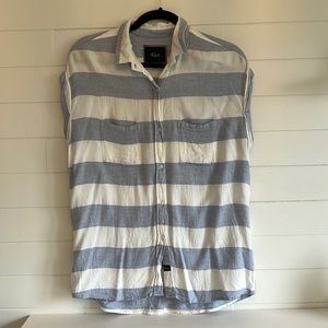 Rails 100% Rayon Sleeveless Blouse